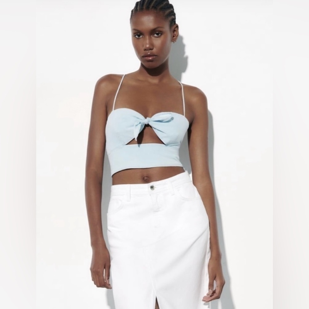 Zara NWT cropped top with spaghetti straps light blue size Medium